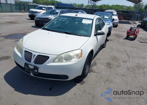 2008 Pontiac G6 Value Leader z USA, uszkodzony, nr VIN 1G2ZF57B184150315